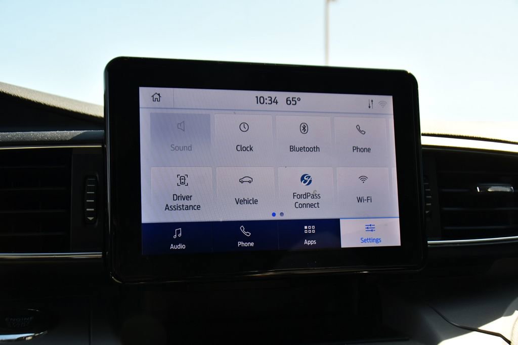 Used 2023 Ford Explorer XLT w/ Equipment Group 202A AWD/4WD image 32