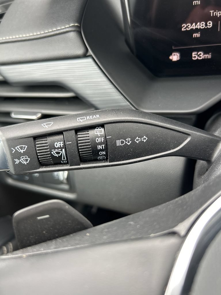 Used 2025 GMC Acadia Elevation FWD image 37