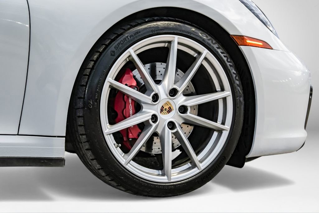 Used 2020 Porsche 911 Carrera 4S AWD/4WD image 54