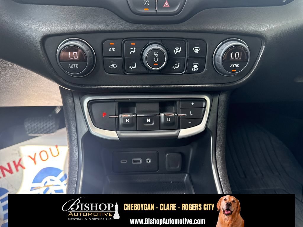Used 2023 GMC Terrain SLE w/ Driver Convenience Package AWD/4WD image 24