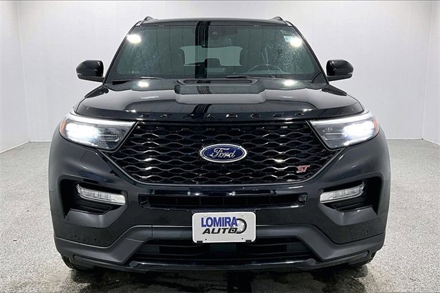 Used 2020 Ford Explorer ST w/ Premium Technology Package image 2