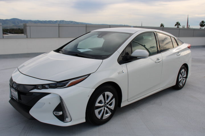 Used 2018 Toyota Prius Prime Advanced image 6