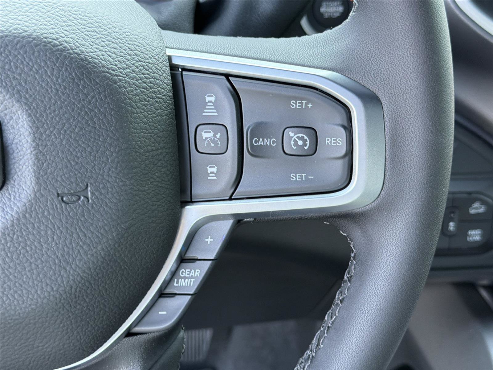 New 2026 RAM 2500 Big Horn AWD/4WD image 25