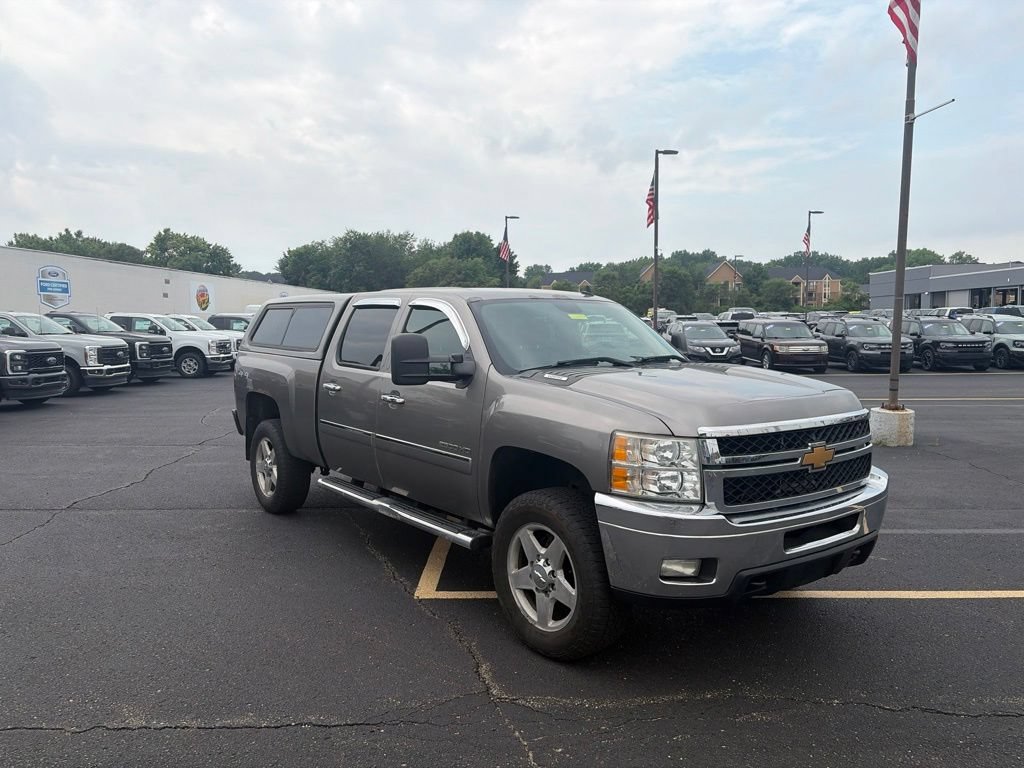 Used 2013 Chevrolet Silverado 2500 LT w/ Custom Sport Truck Package AWD/4WD image 3