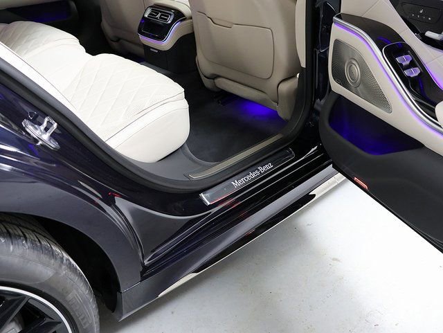 Certified 2024 Mercedes-Benz S 580 4MATIC Sedan w/ AMG Line image 35