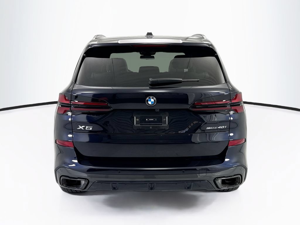 Used 2026 BMW X5 sDrive40i w/ M Sport Package RWD image 6