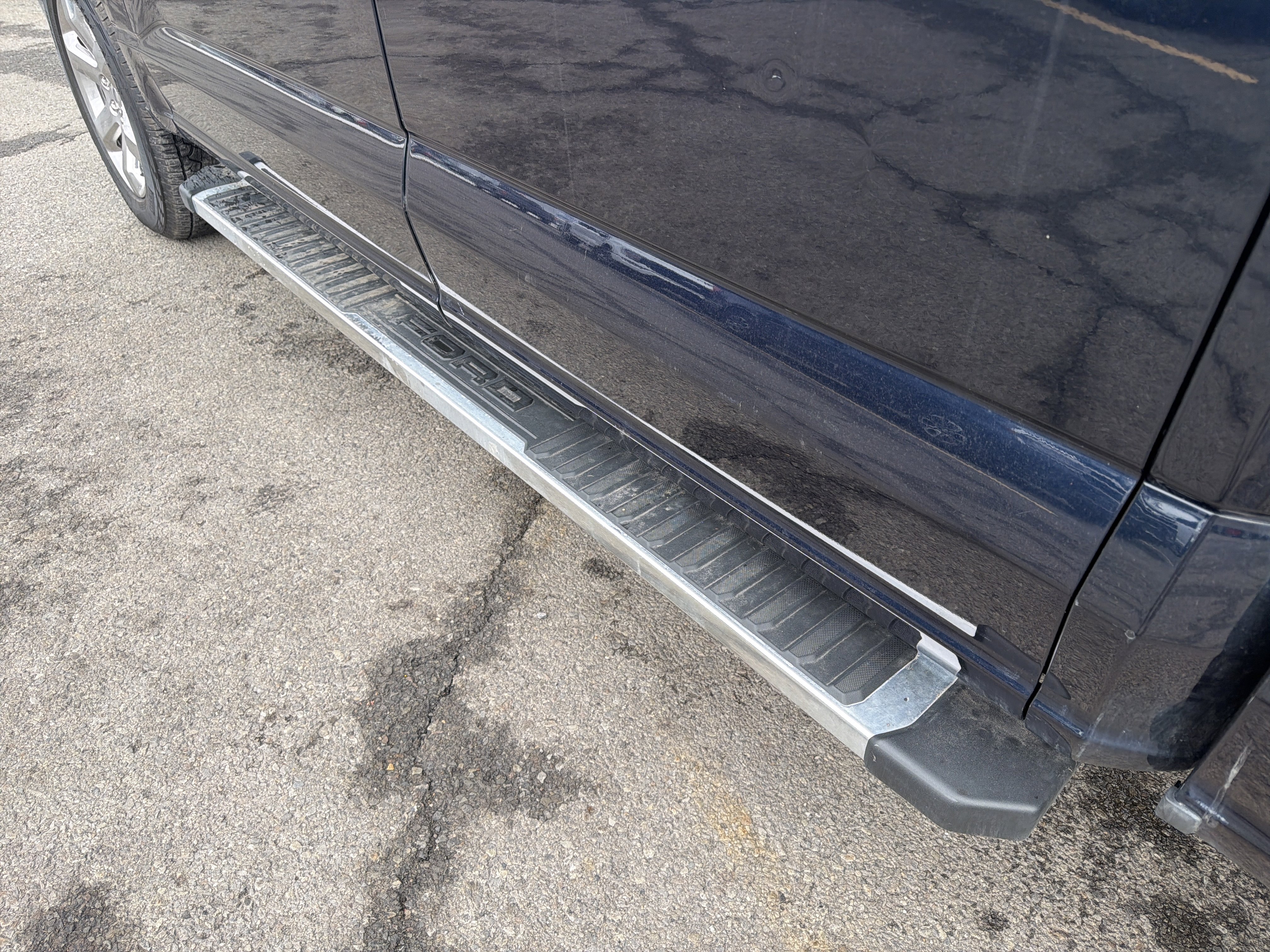 Certified 2022 Ford F150 XLT w/ Equipment Group 302A High image 29