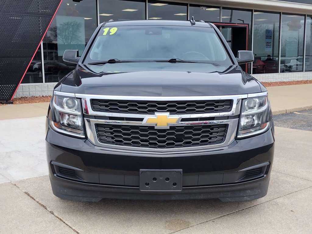 Used 2019 Chevrolet Suburban LT image 12