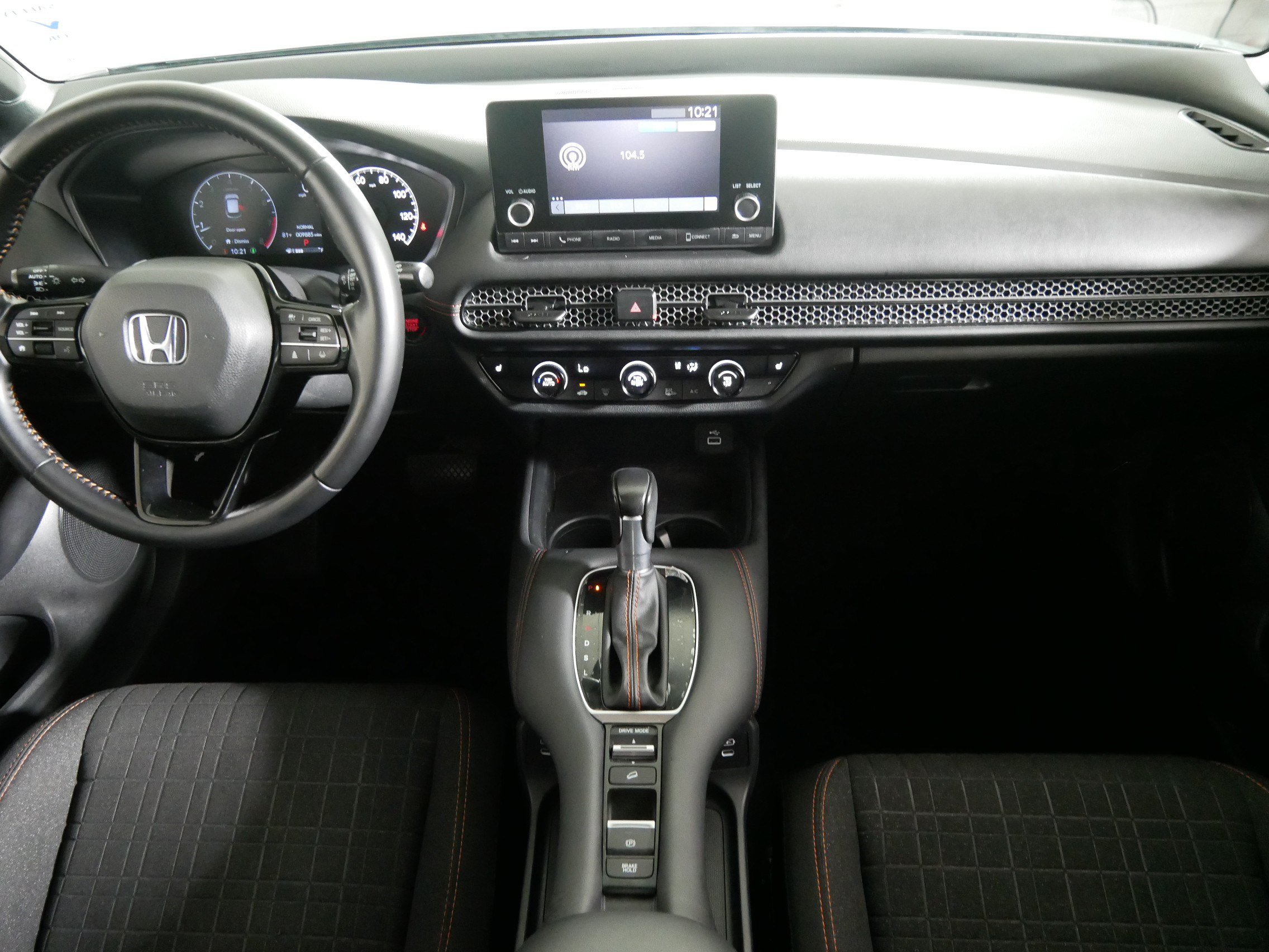Used 2025 Honda HR-V Sport image 10