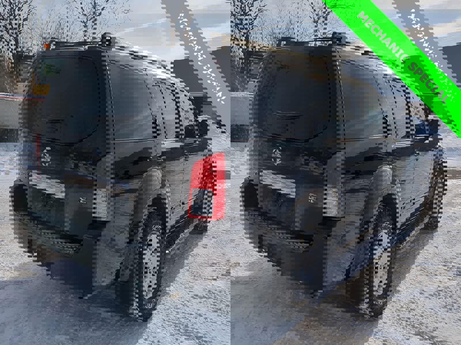 Used 2007 Nissan Pathfinder SE w/ SE Premium Pkg image 14