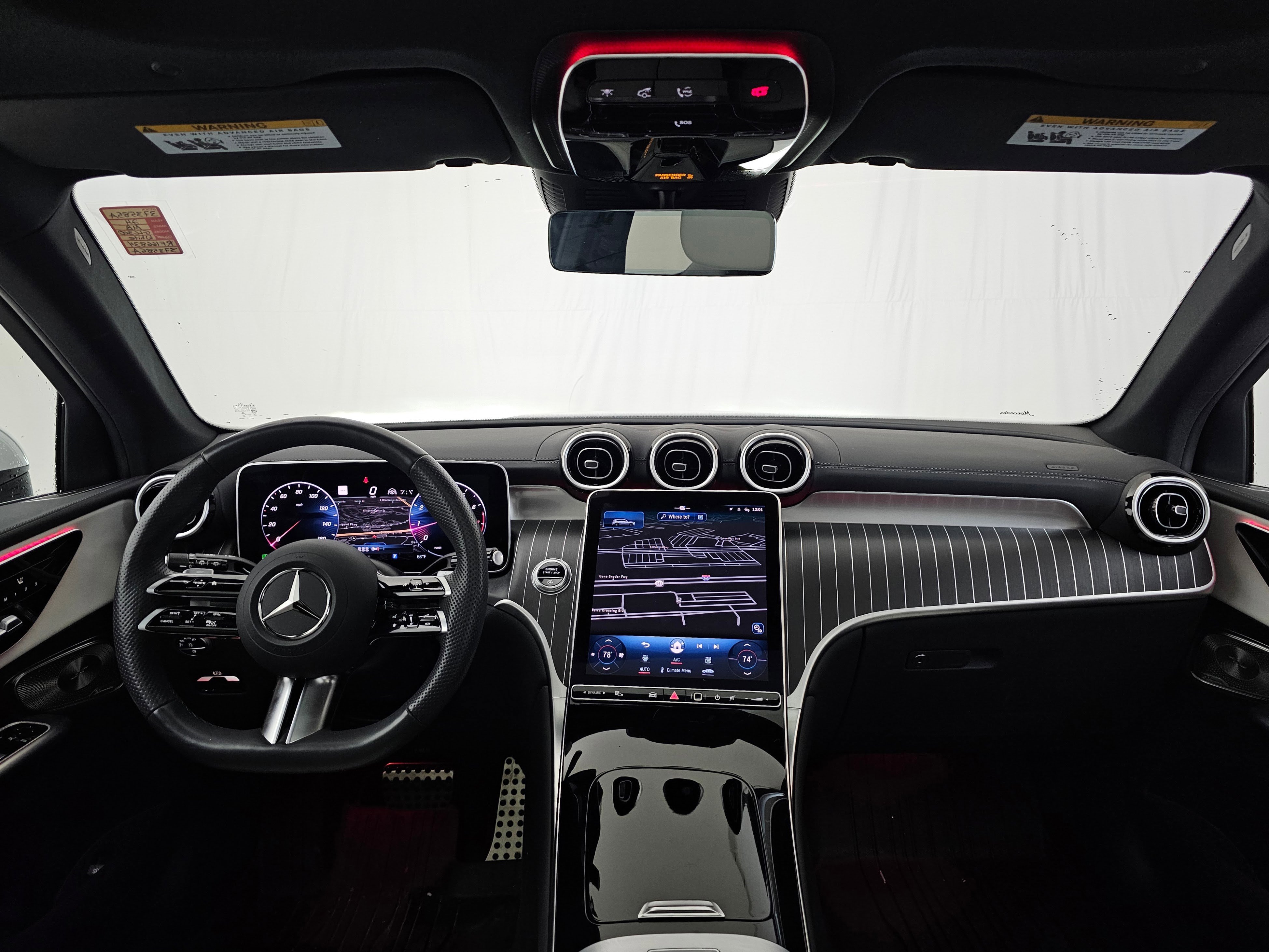 Used 2024 Mercedes-Benz GLC 300 4MATIC image 19
