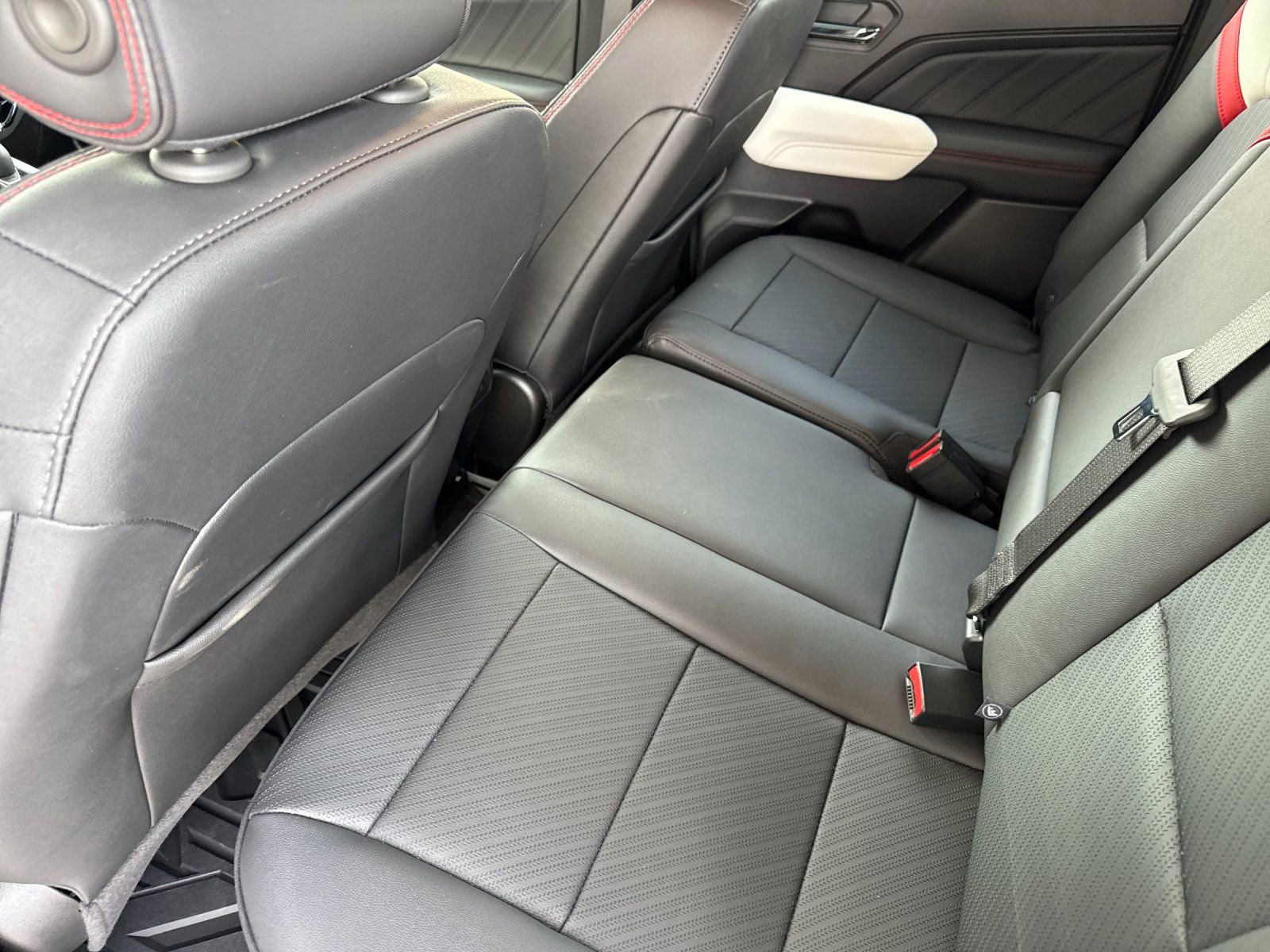 New 2024 GMC Canyon AT4X w/ AT4X AEV Edition image 12