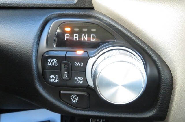 Used 2022 RAM 1500 Laramie AWD/4WD image 22