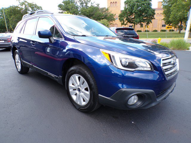 Used 2016 Subaru Outback 2.5i Premium AWD/4WD image 5