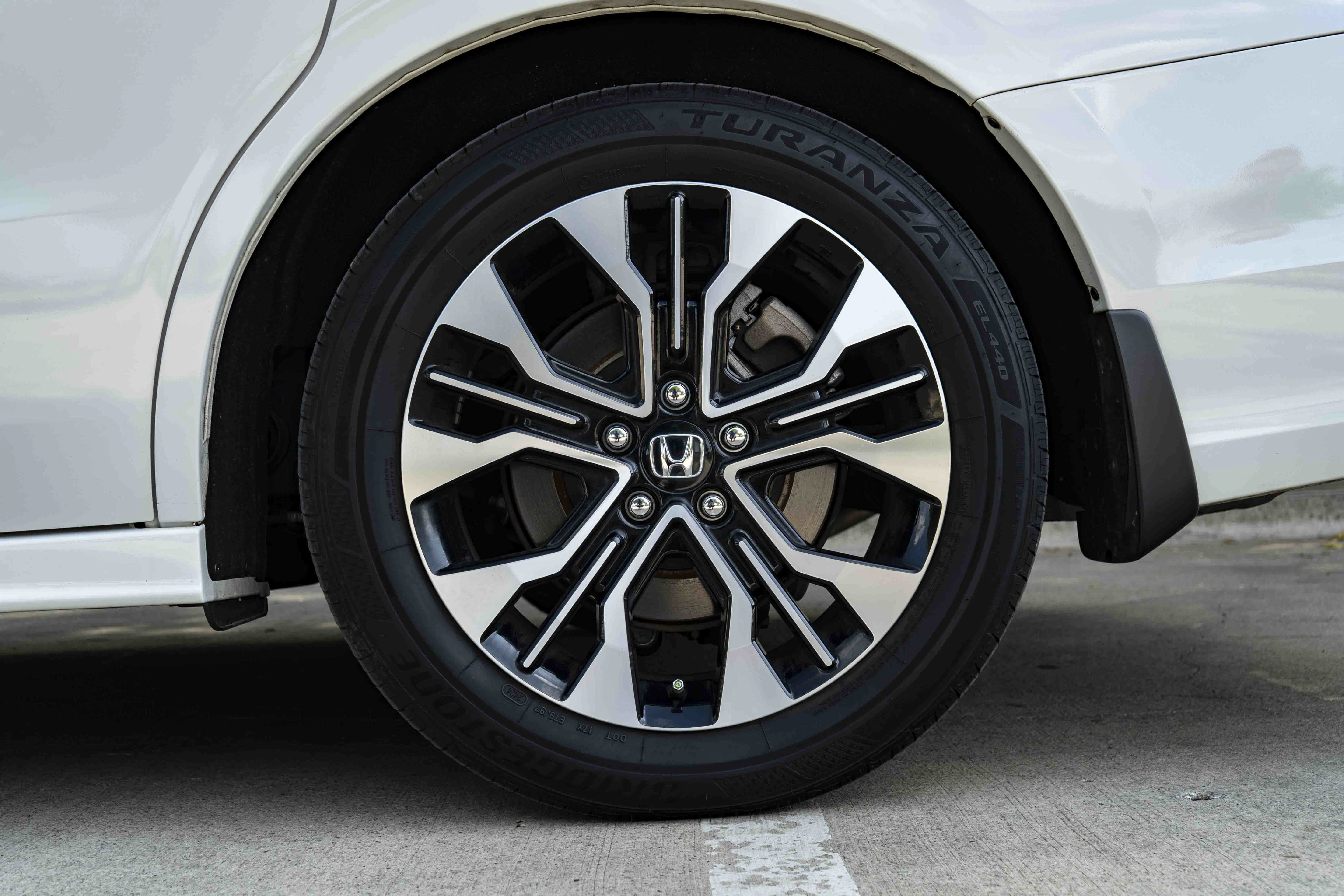 Certified 2025 Honda Odyssey Elite image 15