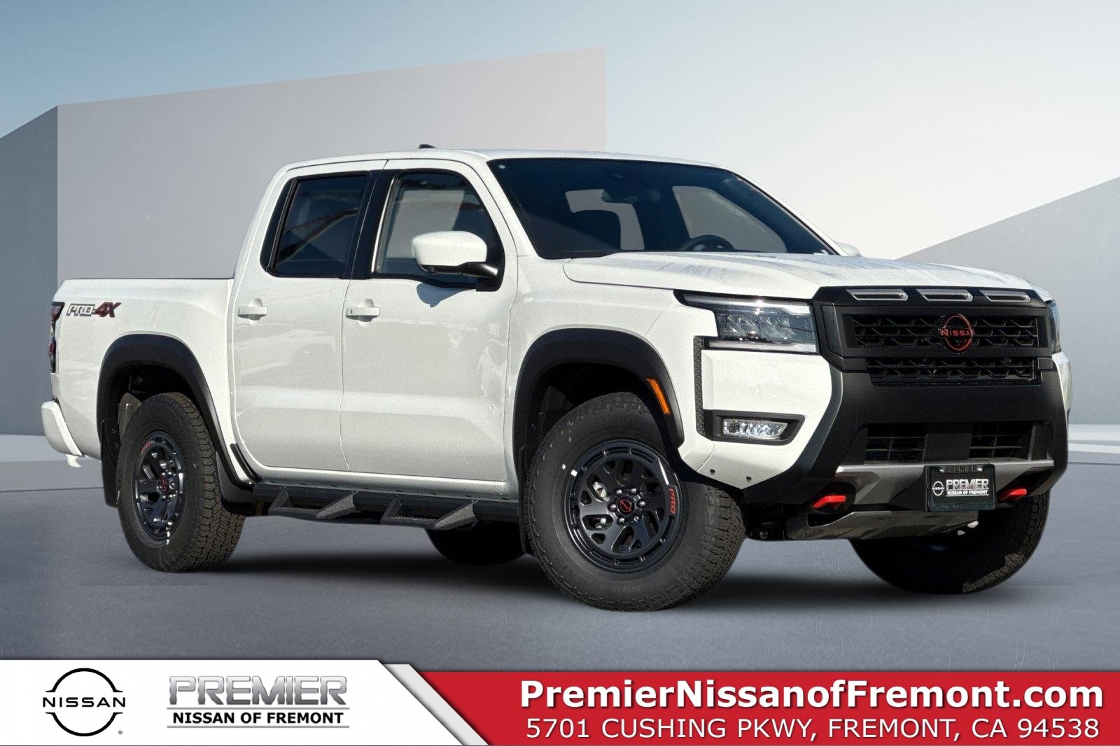 New 2026 Nissan Frontier PRO-4X w/ Pro-4x Convenience Package
