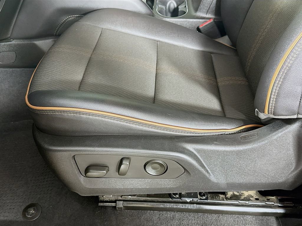 Used 2023 GMC Canyon AT4 w/ Canyon Safety Plus Package image 22