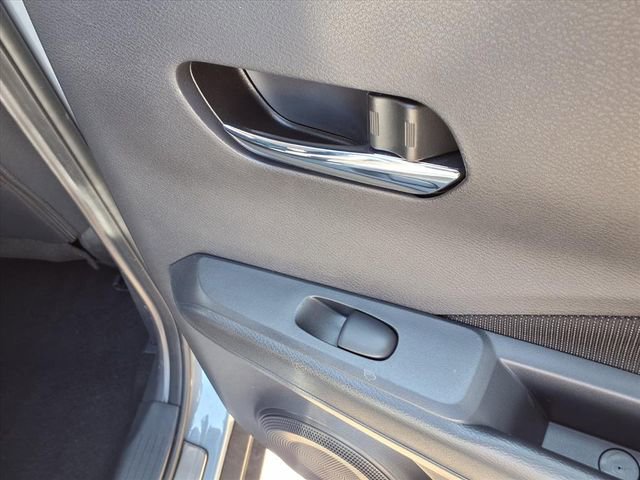 Used 2024 Nissan Kicks SV w/ Exterior Package FWD image 23