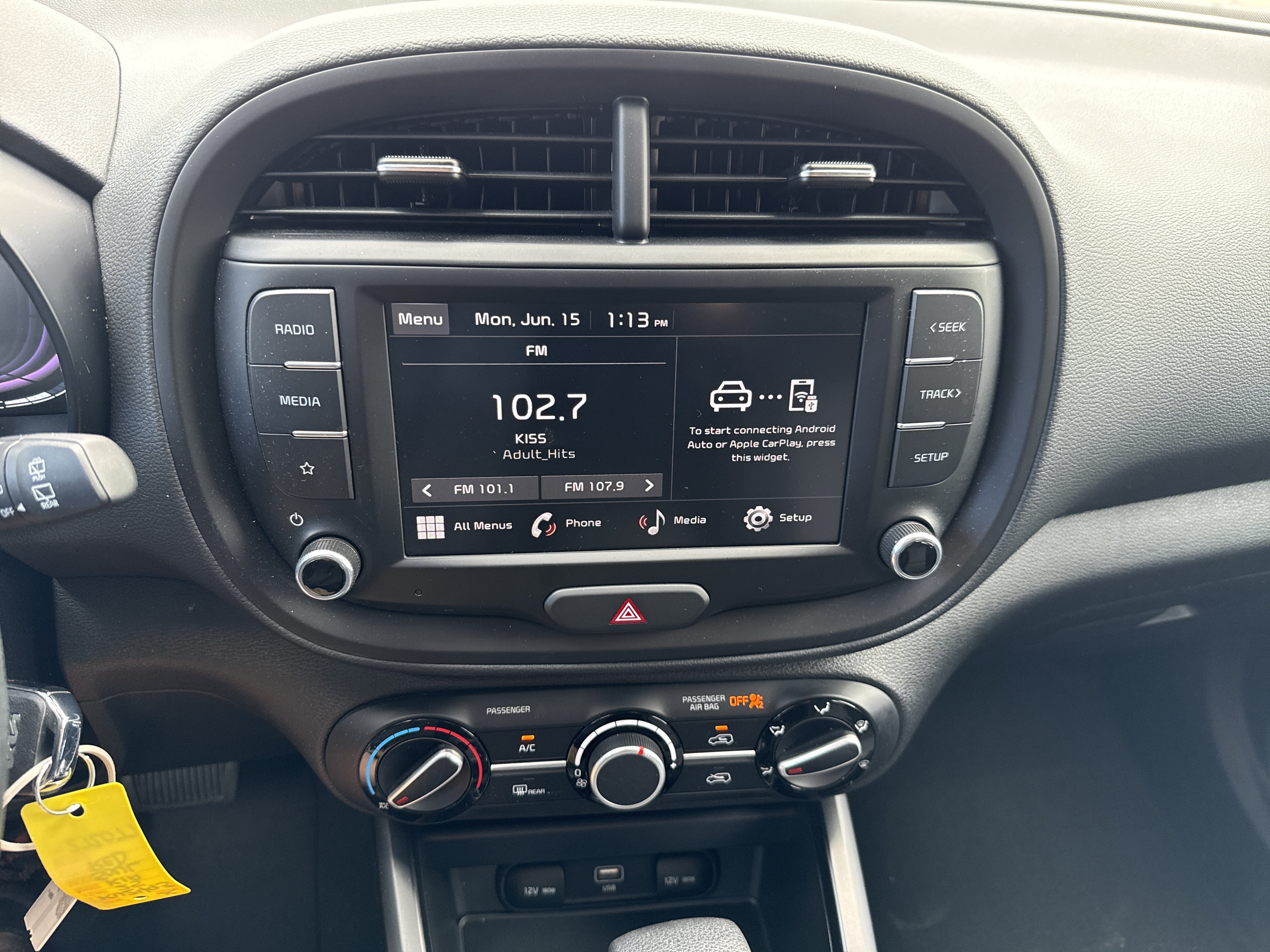 Certified 2025 Kia Soul LX w/ LX Technology Package FWD image 24