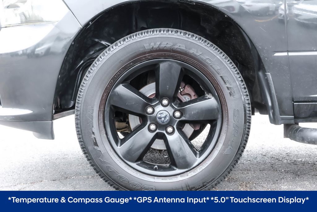Used 2017 RAM 1500 Express w/ Black Ram 1500 Express Group AWD/4WD image 18