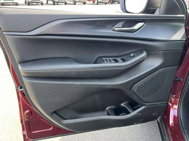 New 2026 Jeep Grand Cherokee L Laredo AWD/4WD image 11