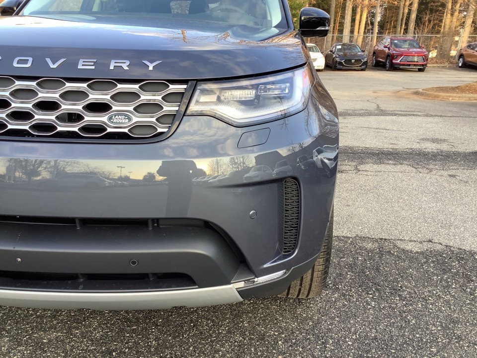 New 2026 Land Rover Discovery S AWD/4WD image 30