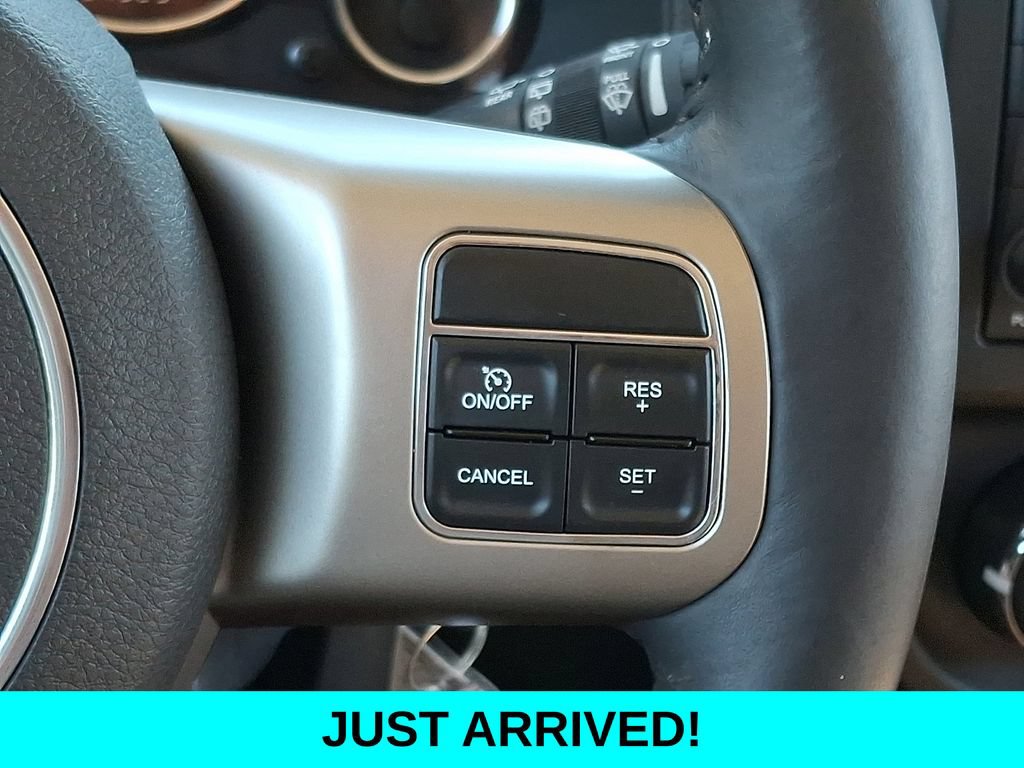 Used 2014 Jeep Patriot Limited w/ Sun/Sound Group AWD/4WD image 22