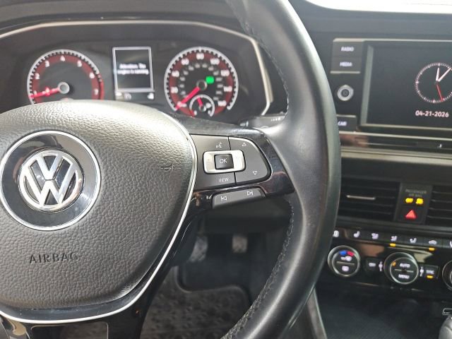 Used 2019 Volkswagen Jetta image 16