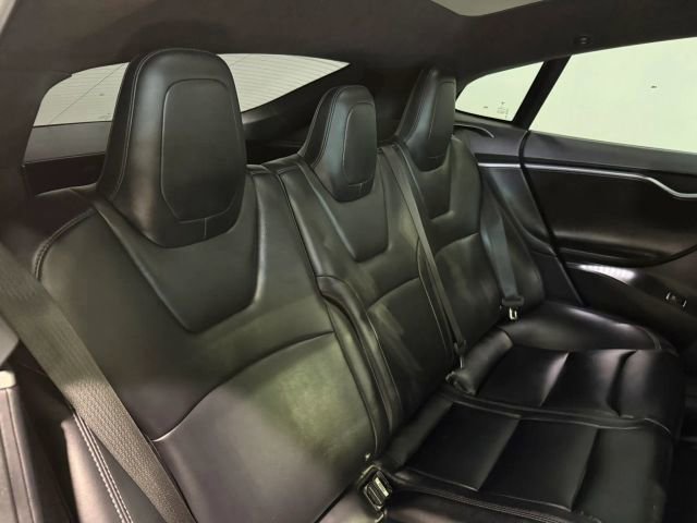 Used 2018 Tesla Model S 75D AWD/4WD image 34