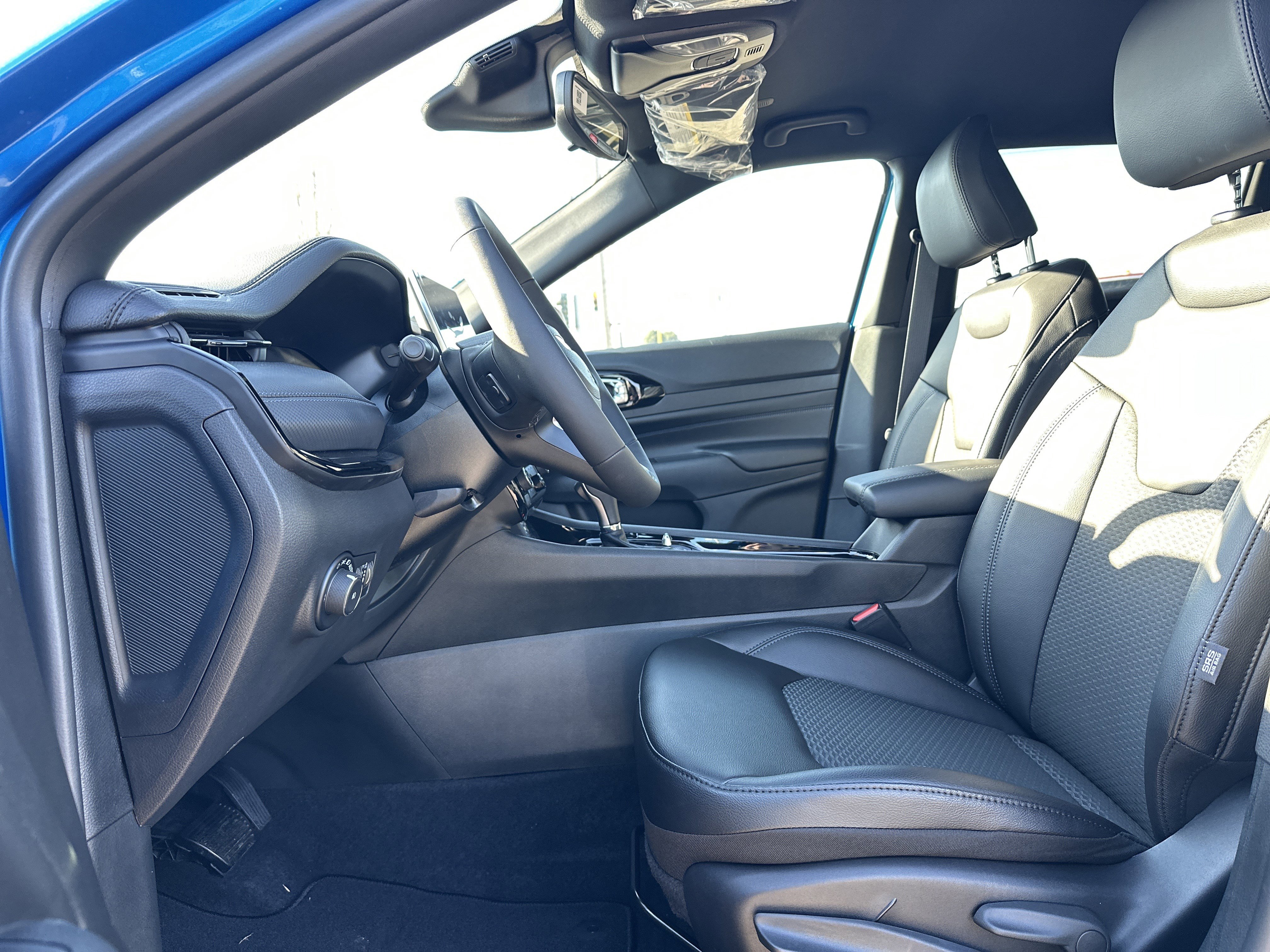 New 2026 Jeep Compass Latitude image 10