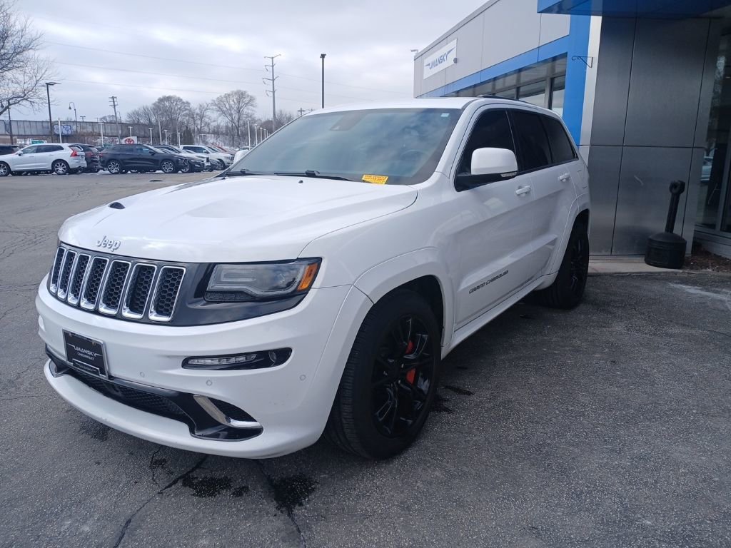 Used 2015 Jeep Grand Cherokee SRT w/ Luxury Group II image 5