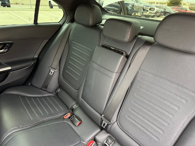 Used 2022 Mercedes-Benz C 300 Sedan image 27