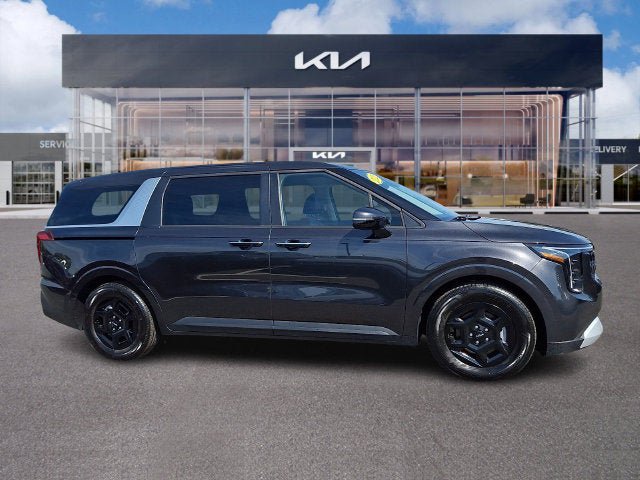Used 2026 Kia Carnival FWD image 7