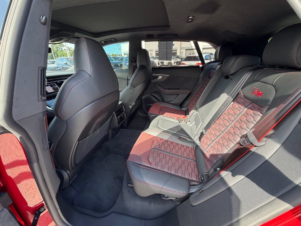 Certified 2025 Audi RS Q8 performance AWD/4WD image 6