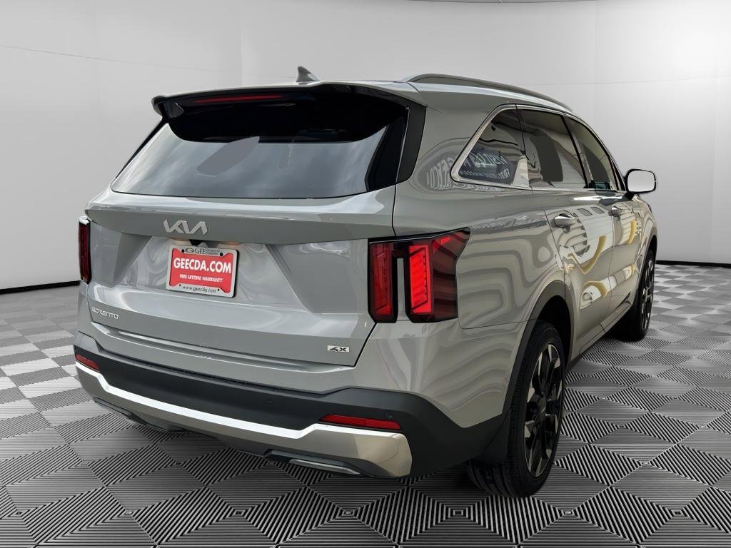 New 2026 Kia Sorento EX image 4