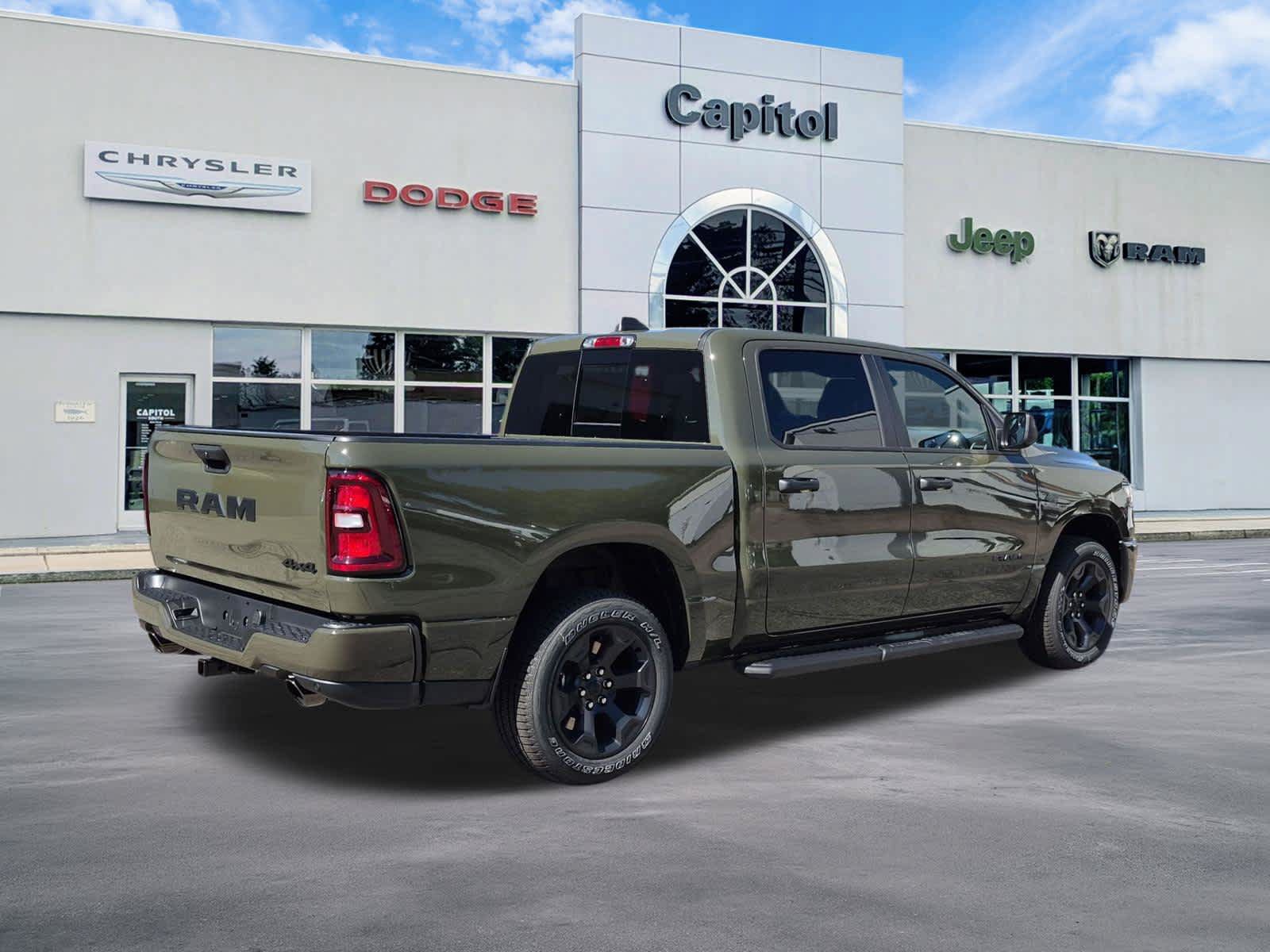 New 2027 RAM 1500 Express AWD/4WD image 3