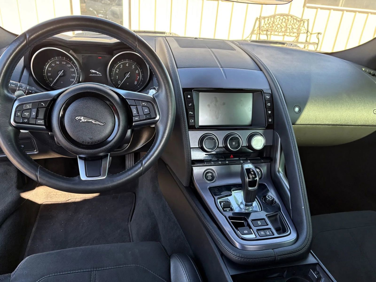 Used 2018 Jaguar F-TYPE Coupe image 9