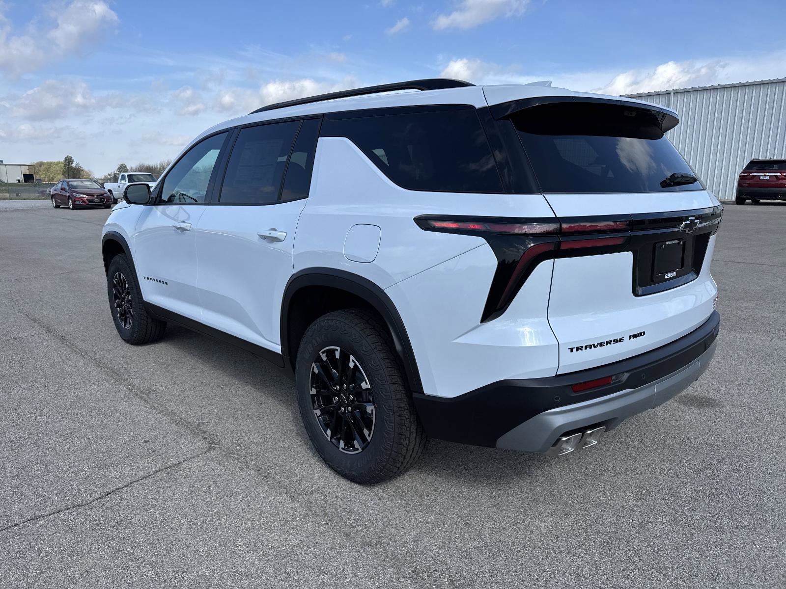 New 2026 Chevrolet Traverse Z71 w/ Driver Confidence Package image 3