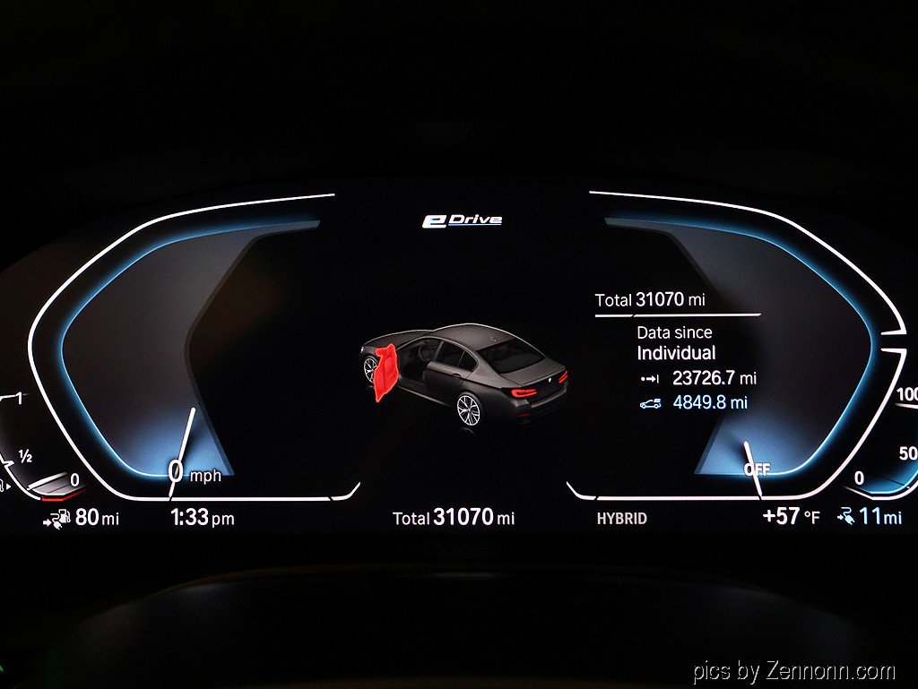 Certified 2023 BMW 530e xDrive w/ Premium Package image 18