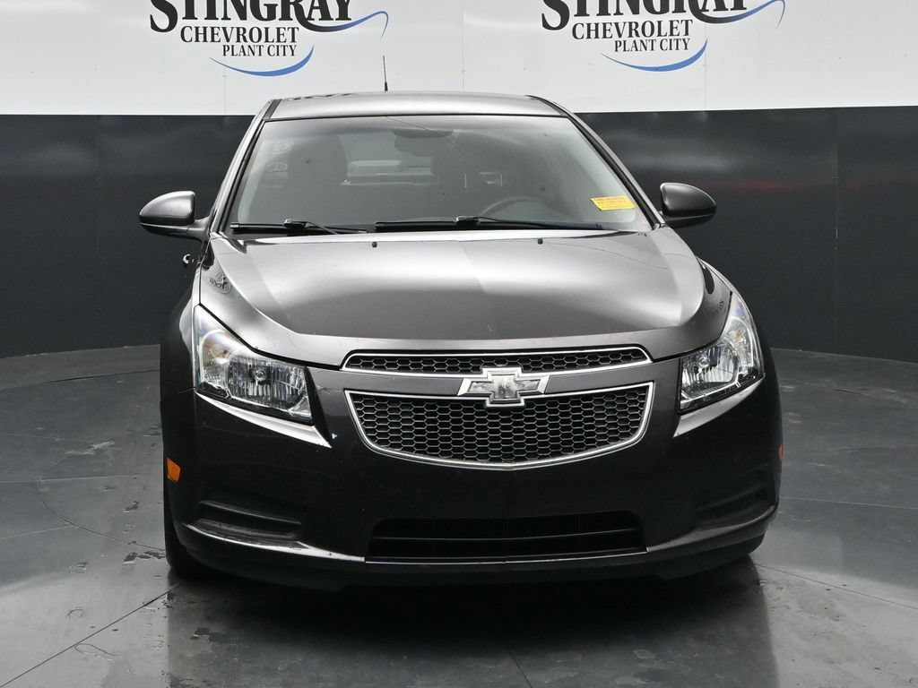 Used 2014 Chevrolet Cruze LT FWD image 2
