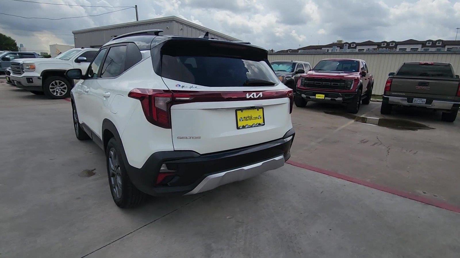 Used 2024 Kia Seltos S FWD image 7