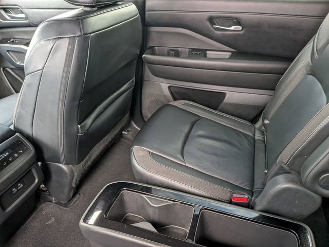 Used 2024 Nissan Pathfinder SL w/ SL Premium Package image 26