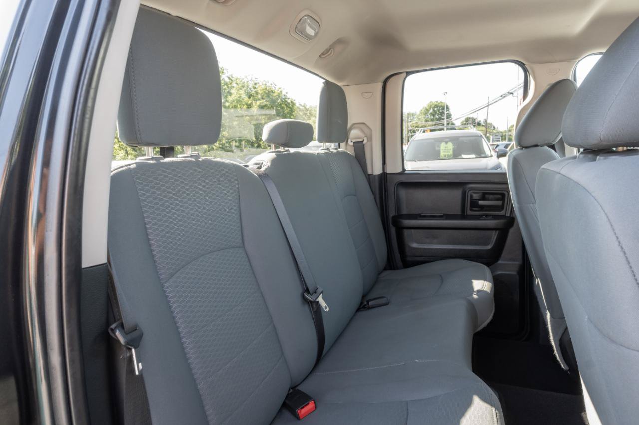 Used 2017 RAM 1500 Express AWD/4WD image 28