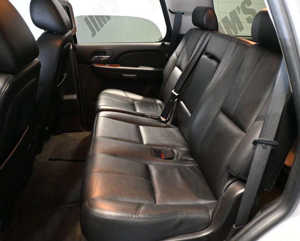 Used 2010 Chevrolet Tahoe LT RWD image 14