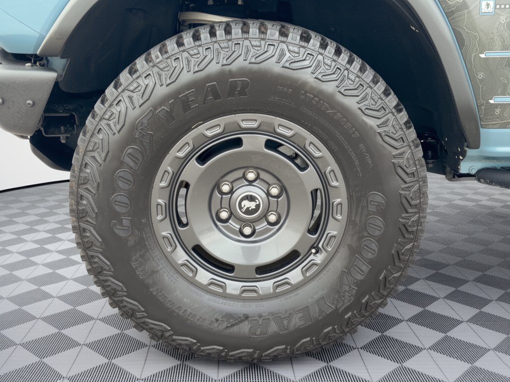 Used 2023 Ford Bronco Everglades AWD/4WD image 13