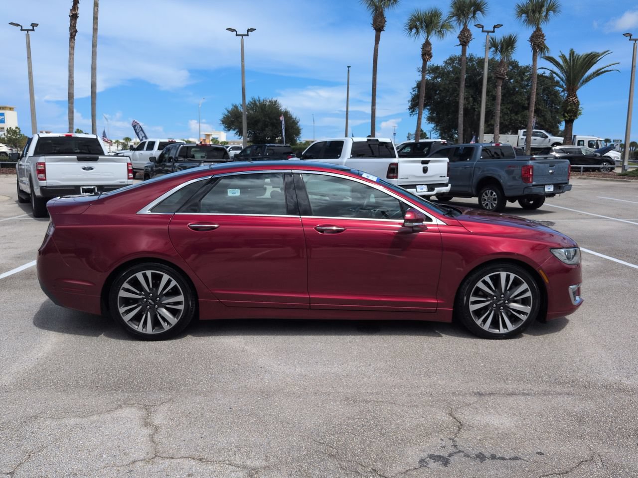 Certified 2019 Lincoln MKZ Reserve w/ Luxury Package FWD image 3