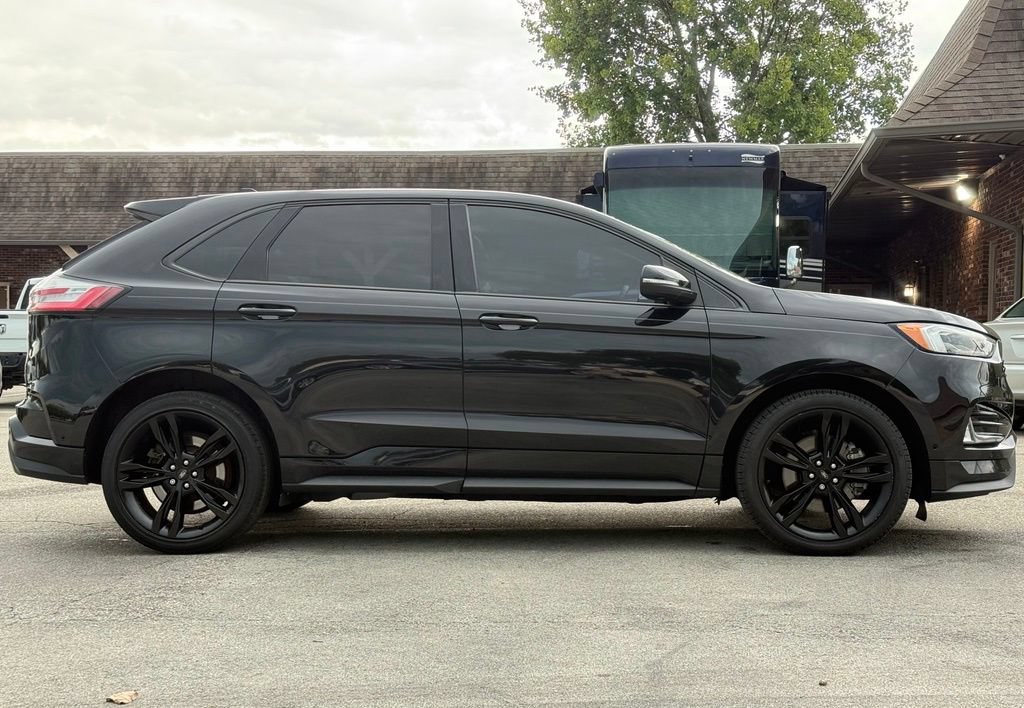 Used 2019 Ford Edge ST w/ Equipment Group 401A AWD/4WD image 6