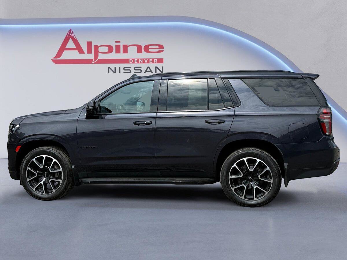 Used 2022 Chevrolet Tahoe RST w/ Luxury Package AWD/4WD image 2