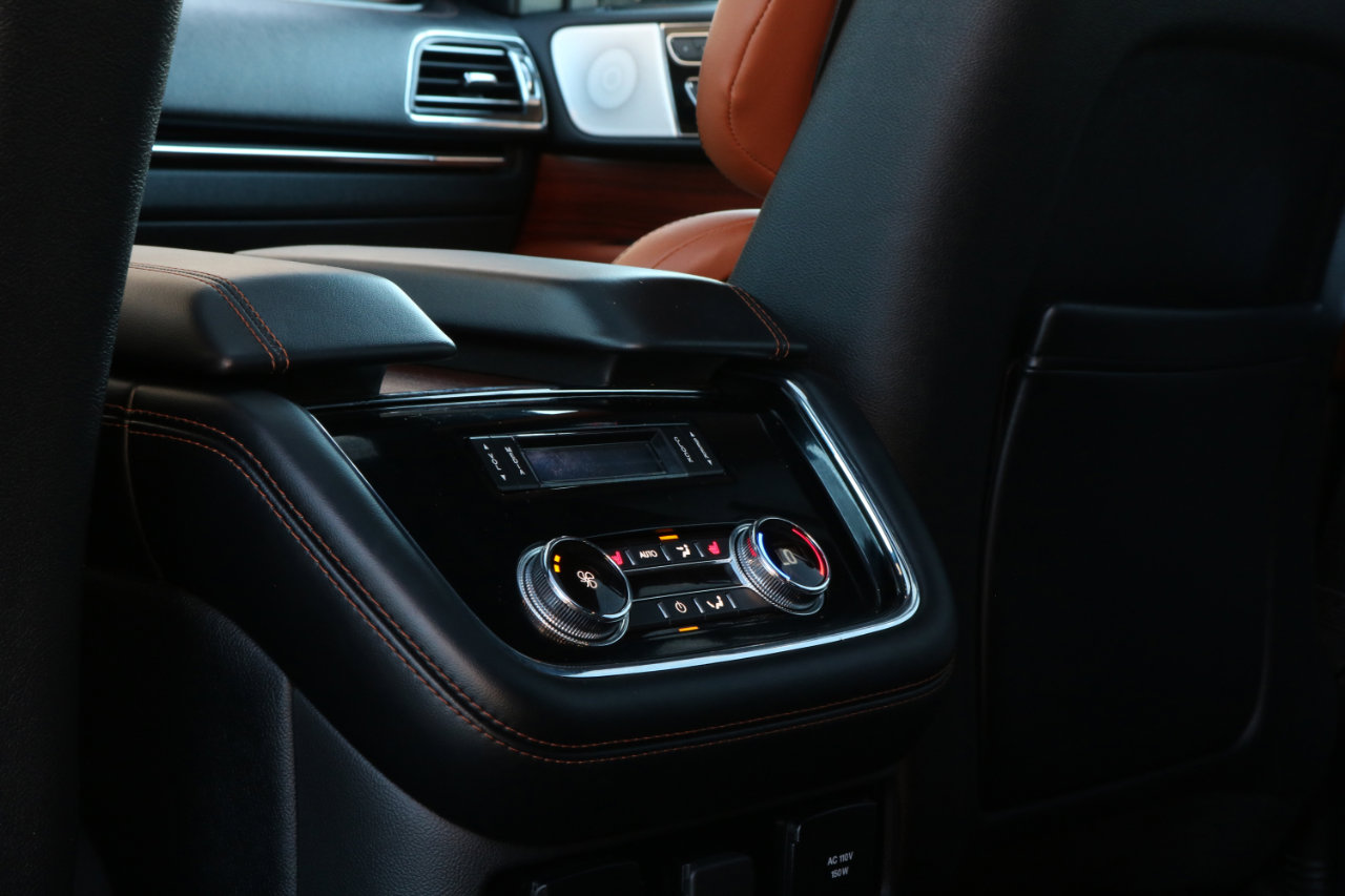 Used 2020 Lincoln Navigator L Reserve w/ Luxury Package image 43