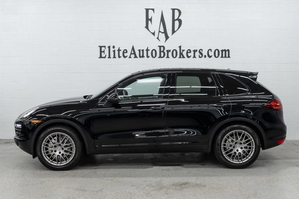 Used 2014 Porsche Cayenne S AWD/4WD image 2